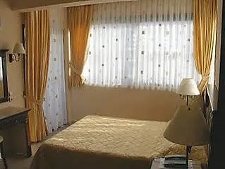 Hotel Bonjour