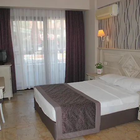 Bonjour Szálloda Marmaris