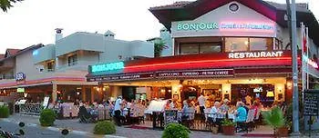 Bonjour Szálloda