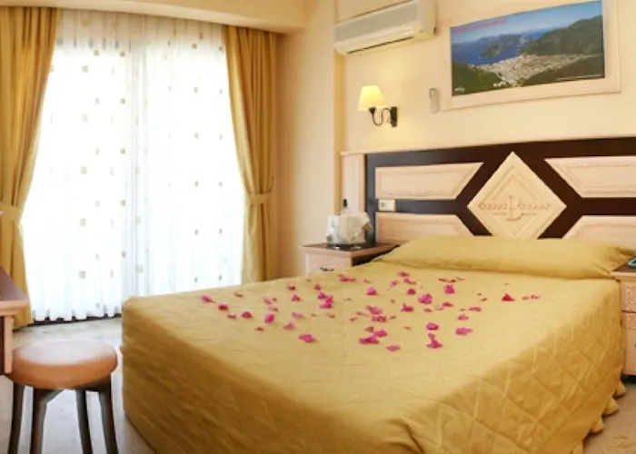 Hotel Bonjour 3*