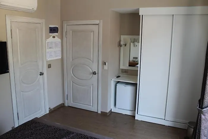 Hotel Bonjour 3*