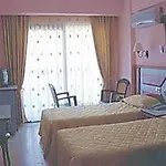 Отель Bonjour 3*