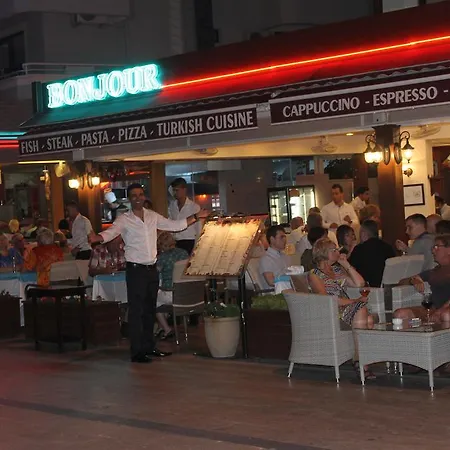 Отель Bonjour 3*